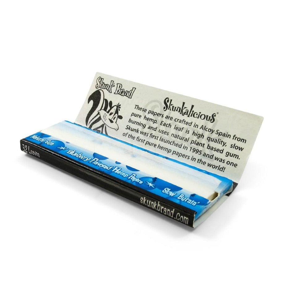 Juicy Jay's Juicy Jay's Blueberry Flavoured Rolling Papers 1 1/4 1¼ / Blueberry Juicy Jay's Blueberry Rolling Papers 1 1/4"-Airdrie Vape SuperStore 